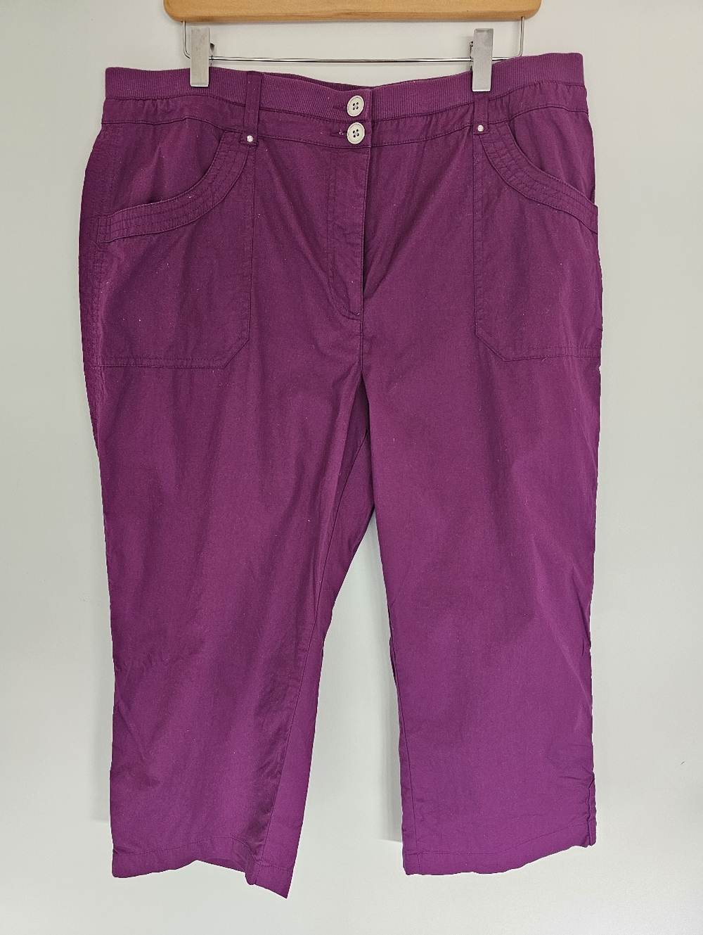 Tradition Purple Capri's